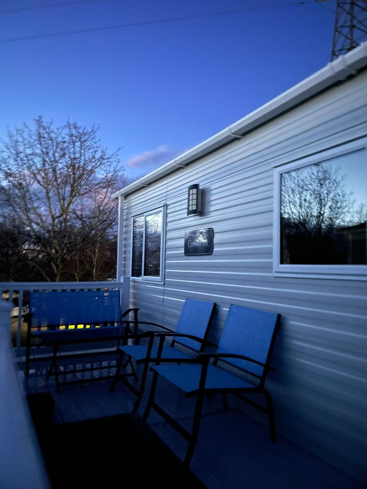 Laguna- Rockley Park Poole Exterior photo
